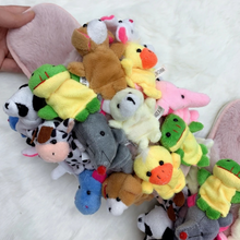 Load image into Gallery viewer, PREMIUM STUFFED ANIMAL SLIPPERS🧸🔥
