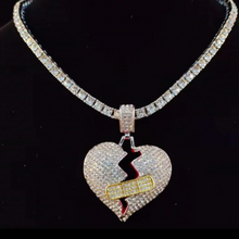 Load image into Gallery viewer, New! LUXE Big Heart Cubic Zirconia Necklace