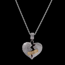 Load image into Gallery viewer, New! LUXE Big Heart Cubic Zirconia Necklace