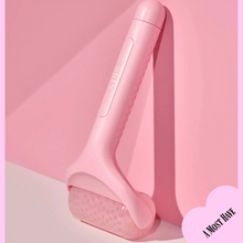 Load image into Gallery viewer, ICY U ROLLIN' FACE ROLLER