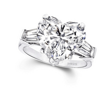 Load image into Gallery viewer, LUXE Heart 925 Sterling Sliver Ring