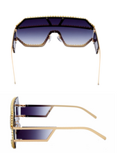 Load image into Gallery viewer, Celebrity Inspired Crystal Sun Glasses