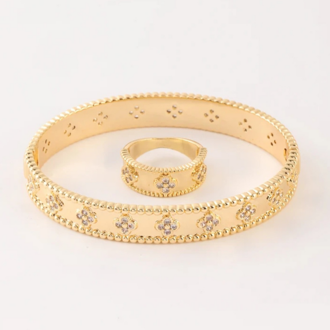 CZ Diamond Clover Bangle