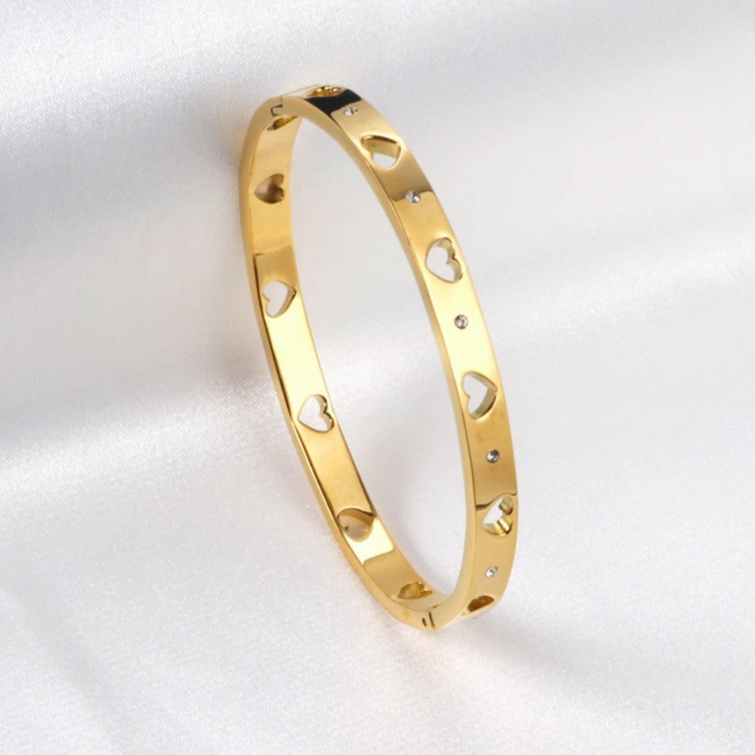 Gold Heart Bangle