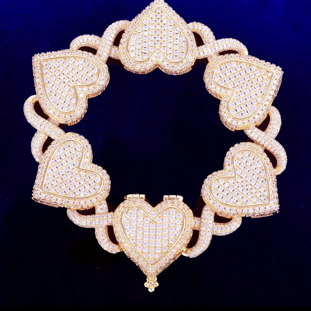 LUXE Diamond Heart Chunky Bracelet