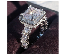 Load image into Gallery viewer, LUXE Beautiful Oversized Cubic Zirconia AAA Ring
